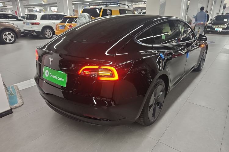 Used Tesla Model 3 2022 Rear-Wheel-Drive Version Rear Right 45 Deg