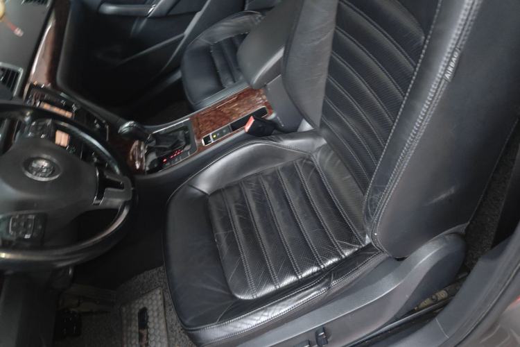 Used Volkswagen Passat 2011 1.8TSI DSG Prestige Edition Left Front Seat