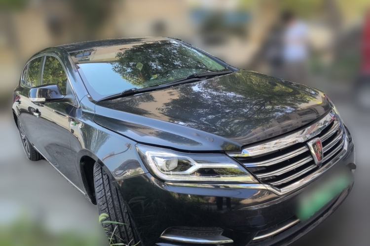 Used Roewe e950 2017 50T Hybrid Connected Executive Edition Front Right 45 Deg