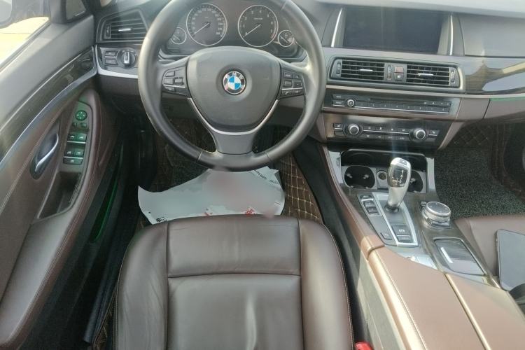 Used BMW 5 Series 2014 525Li Luxury Design Package Steering Wheel