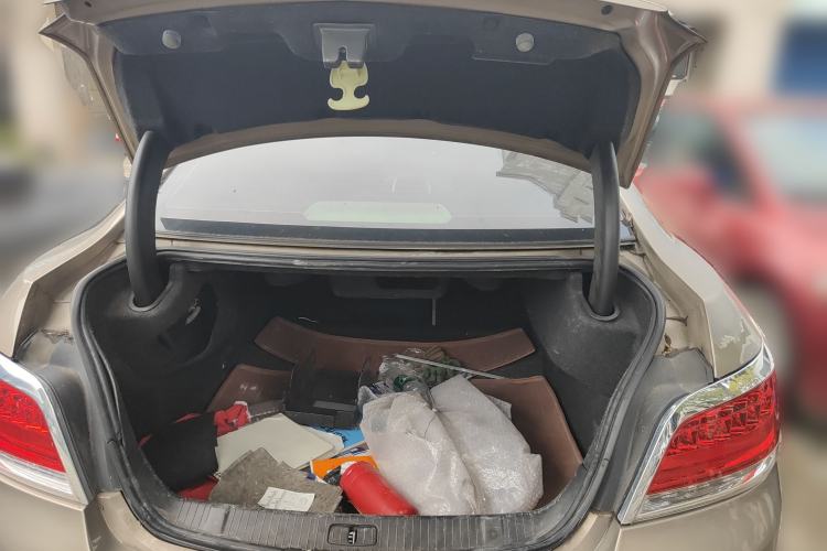 Used Buick LaCrosse 2011 2.4L SIDI Luxury Edition Trunk