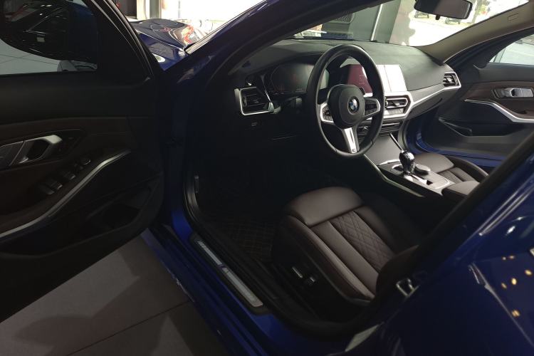 Used BMW 3 Series 2022 Updated 325i M Sport Package
