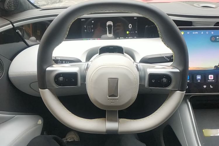 Used Avatr 11 2025 Year Updated Max Extended-Range Version