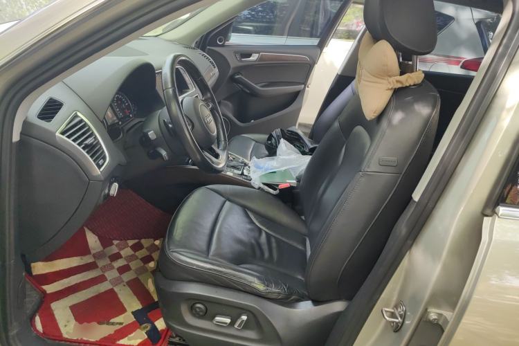 Used Audi Q5 2015 40 TFSI Comfort Model Left Front Seat