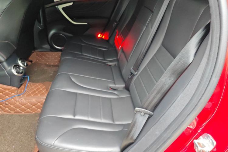 Used Wey VV7 2017 2.0T Luxury Model Left Rear Seat