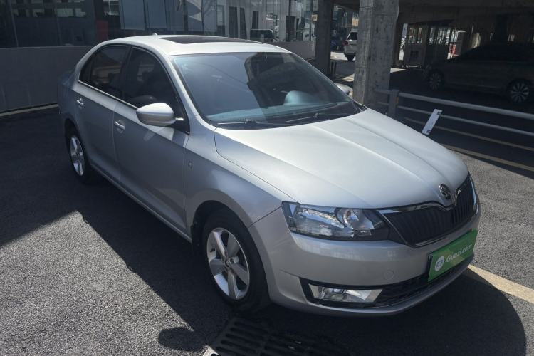 Used Skoda Rapid 2016 1.6L Automatic Chuanxing Edition Exterior 5
