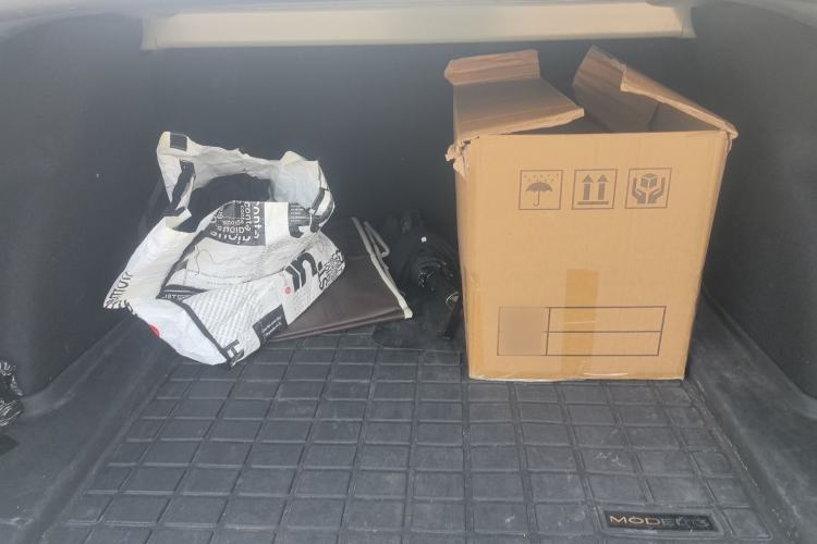 Used Tesla Model 3 2019 Standard Range Rear-Drive Upgraded Version Trunk