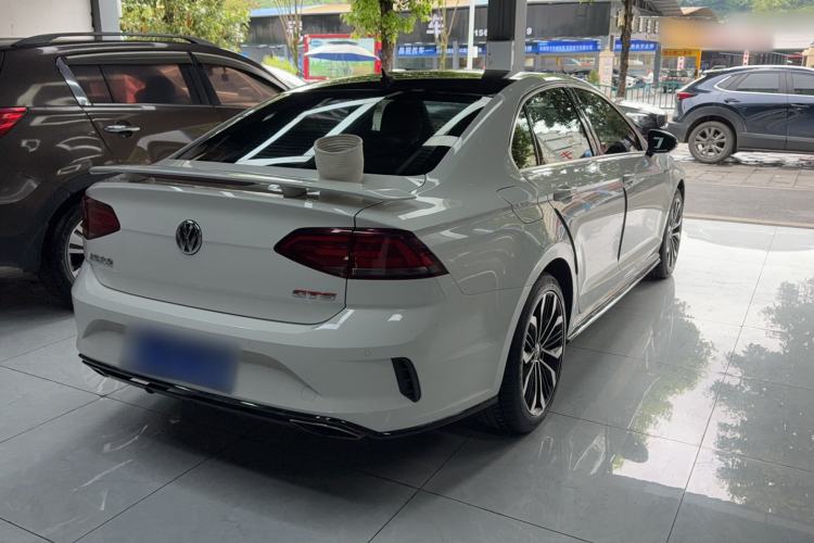 Used Volkswagen Lamando 2017 2.0T GTS Exterior 5