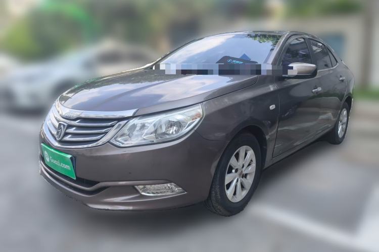 Used Baojun 630 2012 1.8L manual Comfort trim level