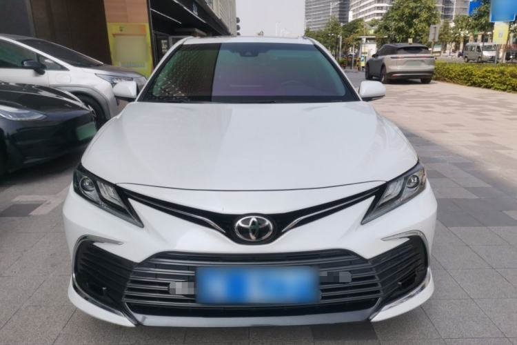 Used Toyota Camry 2021 2.0G Luxury Edition
