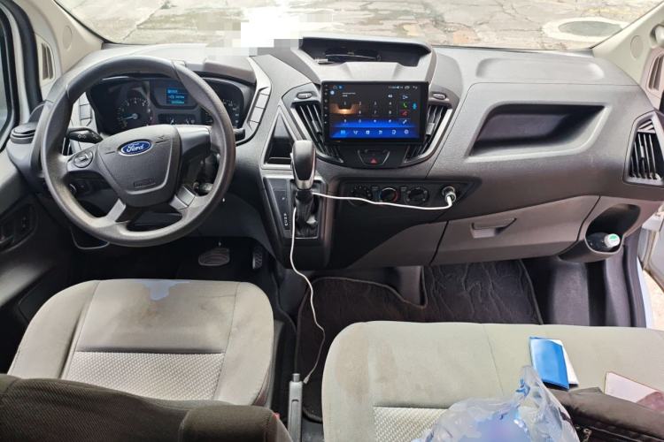 Used Ford Transit 2019 2.0T Gasoline Automatic Multi-Function Commercial Vehicle Mid-Roof 6-Seater China VI Standard
