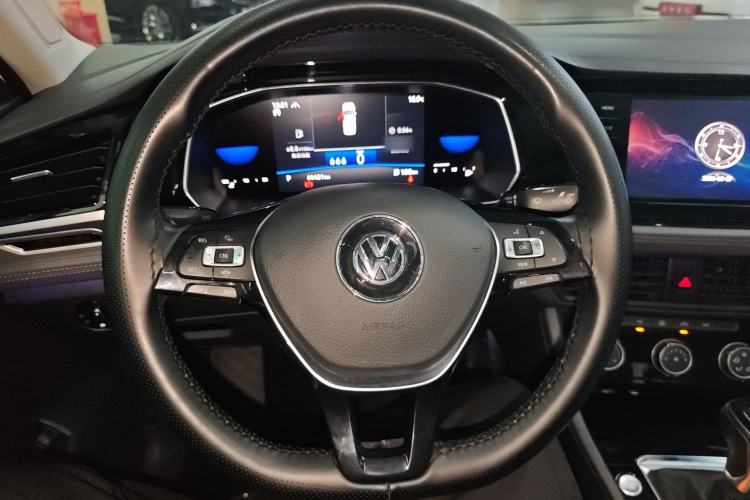 Used Volkswagen Sagitar 2021 280TSI DSG Comfort Connect Edition Steering Wheel