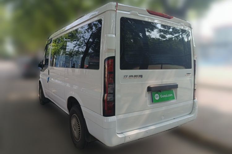 Used JMC Fushun 2025 2.0T 6MT Diesel Short-Wheelbase Low-Roof Commercial Multi-Purpose Passenger Vehicle with 5/6 Seats and Lift-Up Tailgate
