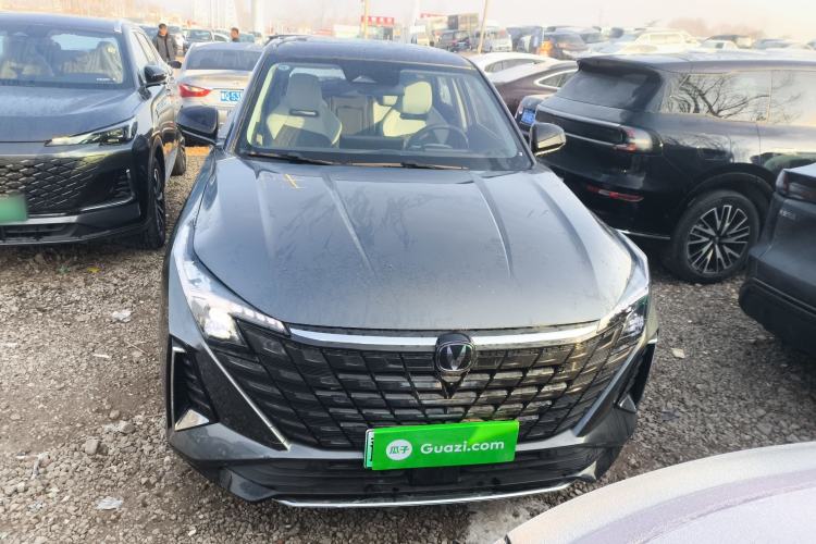 Used Changan UNI-Z New Energy 2025 Smart New Blue Whale 125km Battleship Edition
