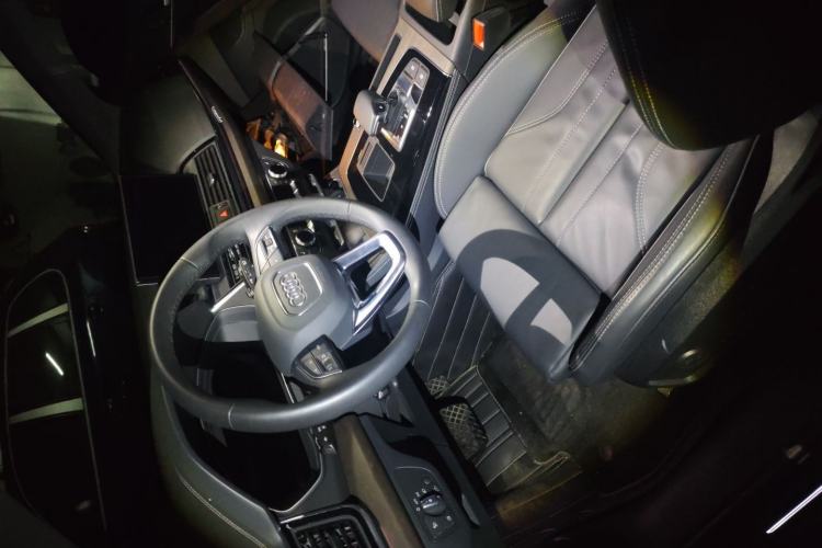 Used Audi Q5L 2022 Updated 45T Prestige Dynamic Edition Left Front Seat