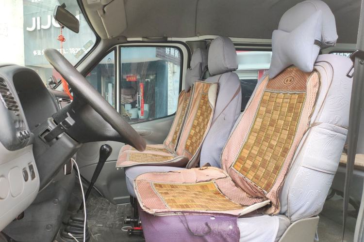 Used Ford Classic Transit 2015 2.8T Diesel Multi-Function Vehicle Short Wheelbase 6-Seater Mid-Roof Edition JX493ZLQ4 Left Front Seat