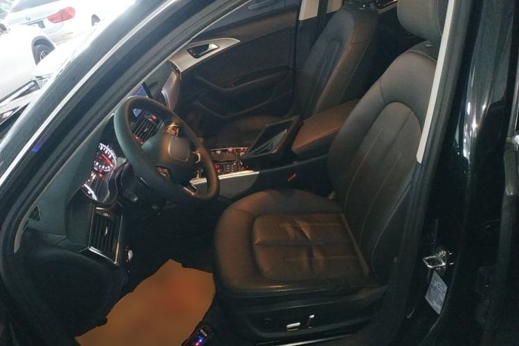 Used Audi A6L 2018 30th Anniversary Edition 35 TFSI Fashion Model Left Front Seat