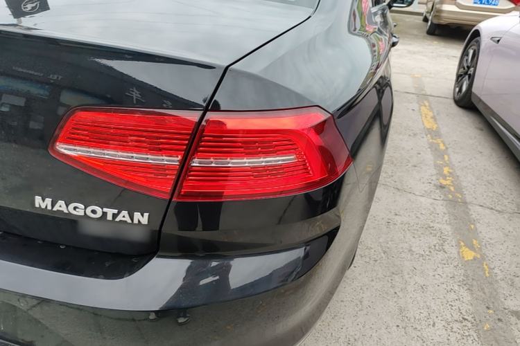 Used Volkswagen Magotan 2018 Facelift 380TSI DSG Luxury Version
