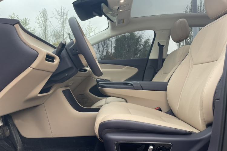 Used Hongqi Tiangong 05 2025 750 Smart Selection Interior 5