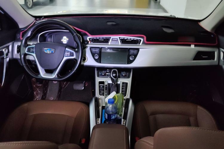 Used Geely Auto Emgrand X7 Sport 2016 1.8TD Automatic ZhiZun Version Center Console