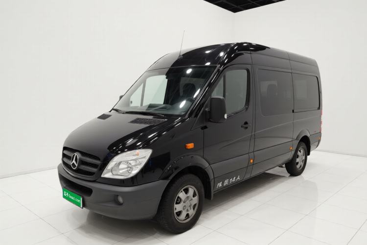 Used Mercedes-Benz Sprinter 2014 2.1T Jialü Mid-axle Version