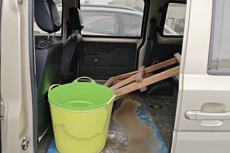 Used Wuling Rongguang V 2018 1.5L Standard Version
