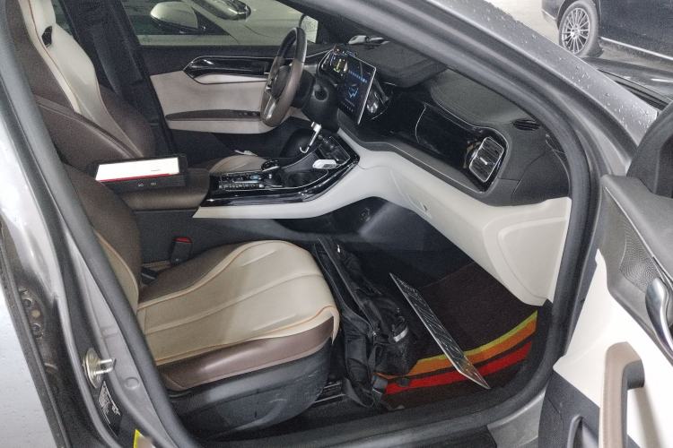 Used BYD Qin PLUS 2024 Honor Edition EV 510KM Beyond Model
