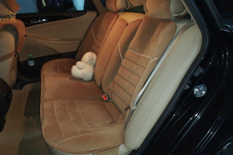 Used Hyundai Sonata 2014 2.0L Automatic Luxury Edition Left Rear Seat