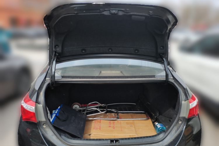 Used Toyota Corolla 2017 1.2T CVT GL-i Trunk