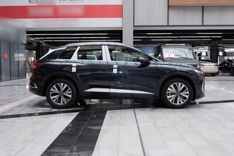 Used Audi Q4 e-tron 2024 40 e-tron Adventure Edition Exterior 4