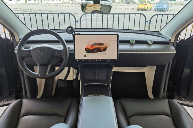 Used Tesla Model Y 2024 Rear-Wheel-Drive Version