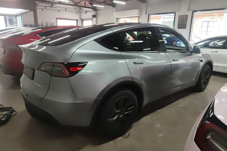 Used Tesla Model Y 2024 Rear-Wheel-Drive Version
