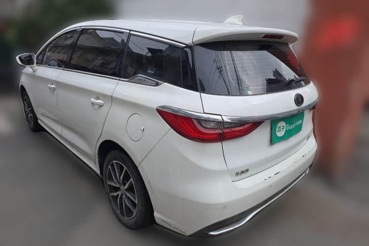 Used BYD Song MAX 2017 1.5T Manual Smart Connect Luxury 7-Seater