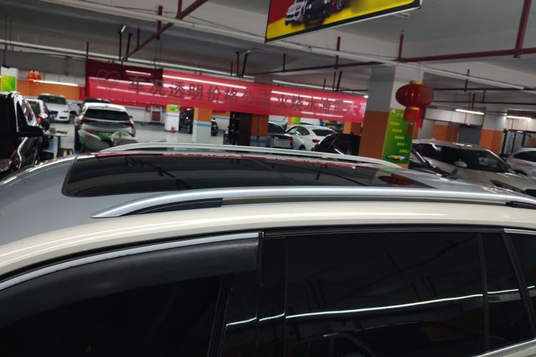 Used Volkswagen Tiguan L 2018 330TSI Automatic Two-Wheel Drive Luxury Edition Roof