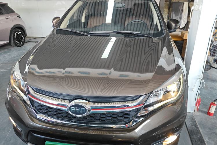 Used BYD S7 2017 2.0T Automatic Prestige Edition Front