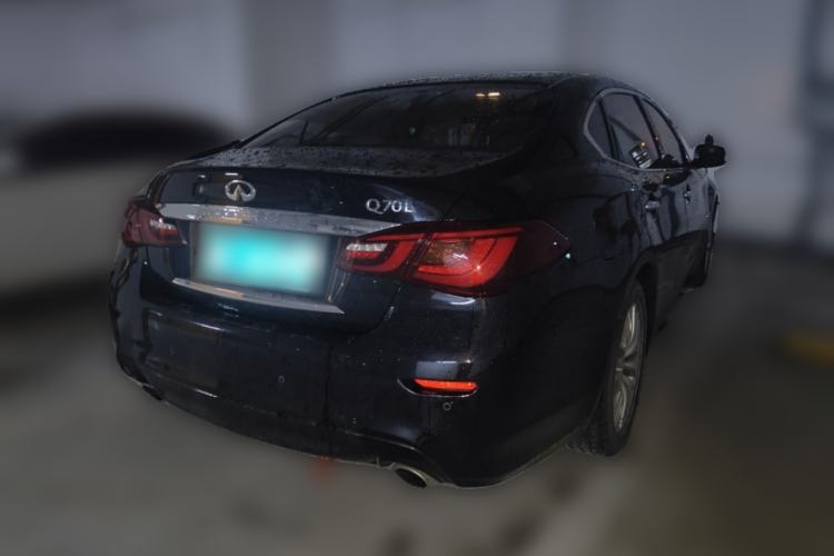 Used Infiniti Q70 2015 Q70L 2.5L Enjoyment Edition Rear Right 45 Deg