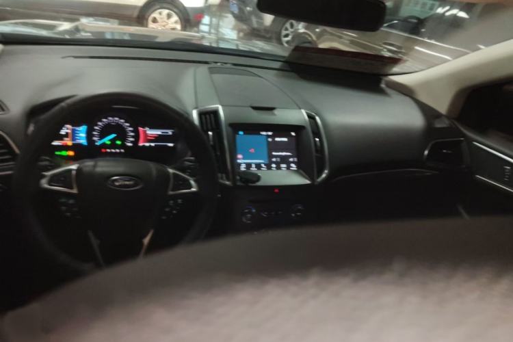 Used Ford Edge 2018 EcoBoost 245 Four-Wheel Drive Titanium 7-Seater