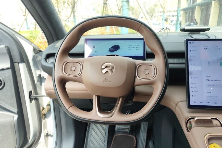 Used Nio ES6 2023 75 kWh
