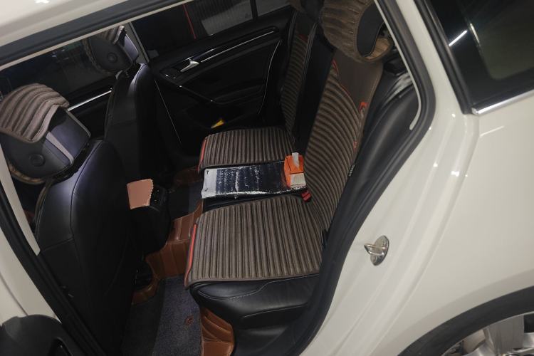 Used Volkswagen Golf 2014 1.4TSI Luxury Travel Edition Left Rear Seat