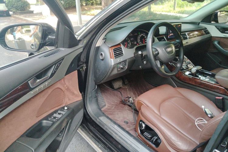 Used Audi A8 2013 A8L 30 FSI Comfort Model
