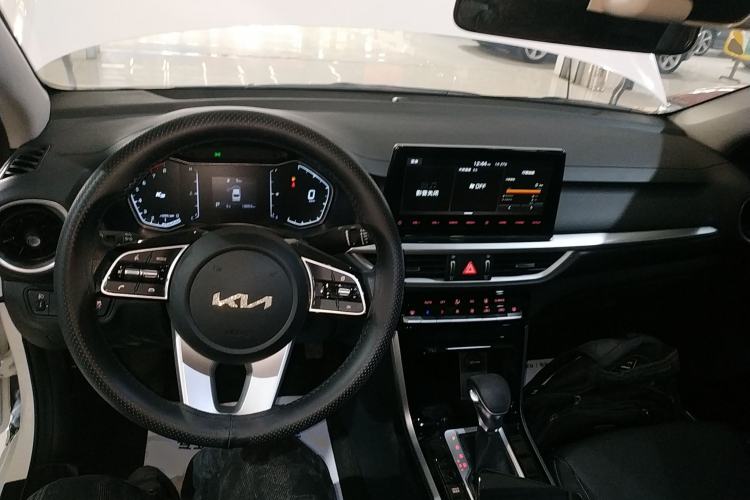 Used Kia K3 2021 Revised 1.5L CVT Youth Edition Center Console