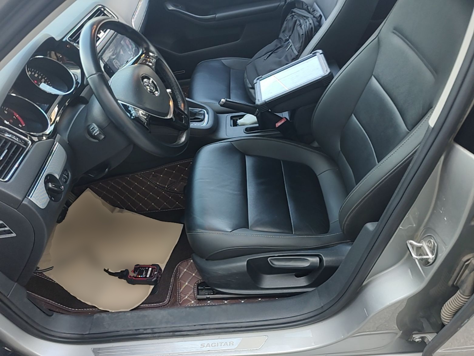 Interior delantero