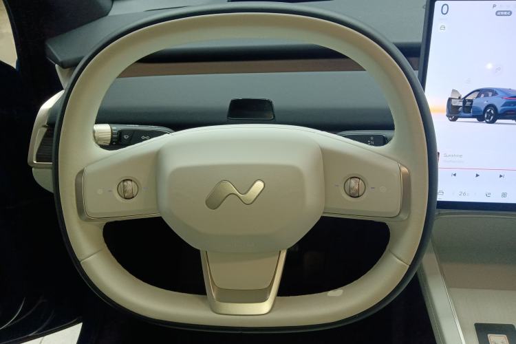 Used ONVO L60 2024 60 kWh Rear-Drive Version
