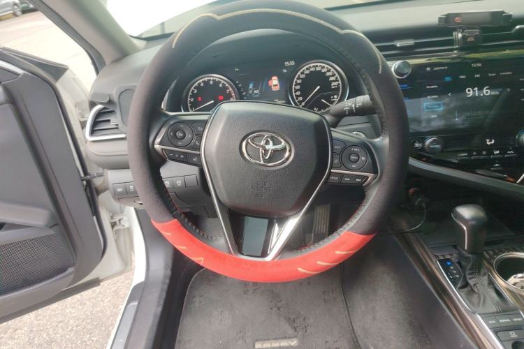 Used Toyota Camry 2019 Revised Version 2.5G Luxury Edition
