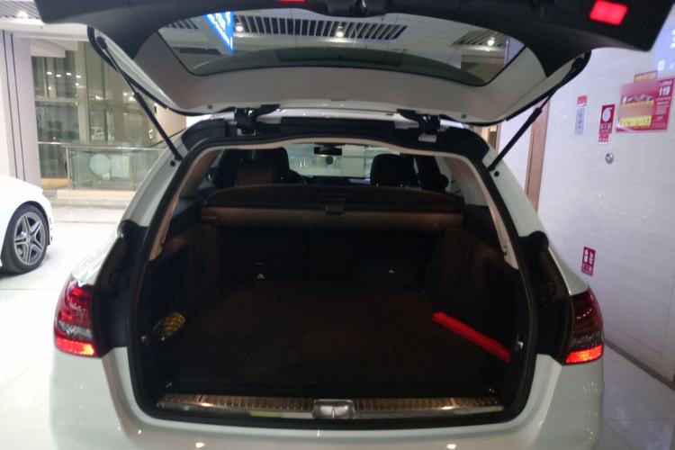 Used Mercedes-Benz C-Class 2020 Facelifted C 260 Estate
