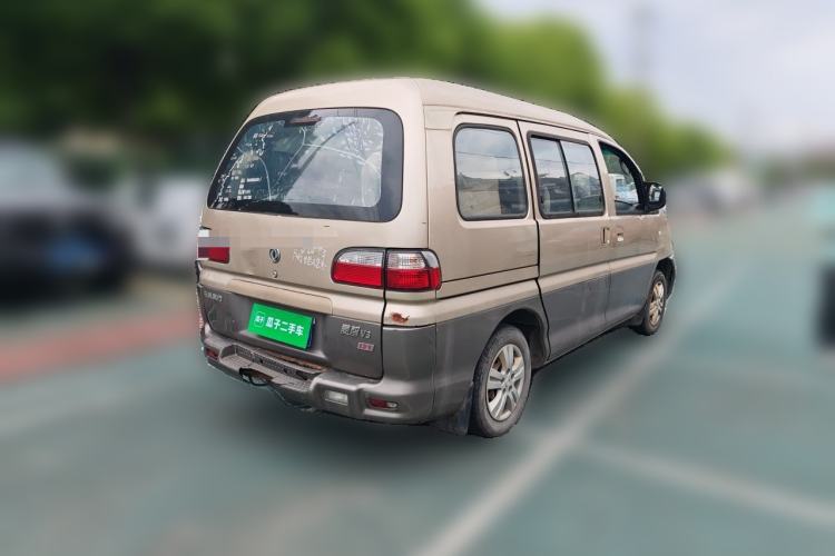 Used FORTHING Lingzhi 2013 V3 1.5L 7-Seater Luxury Model

