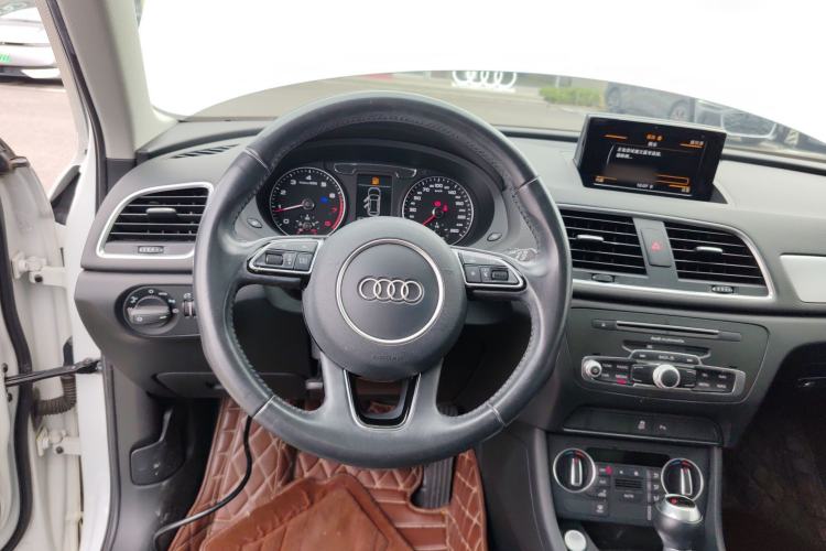 Used Audi Q3 2017 30 TFSI Fashion Model