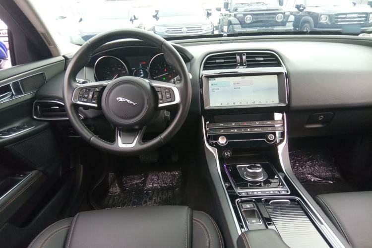 Used Jaguar XEL 2019 2.0T 200 PS Luxury Edition
