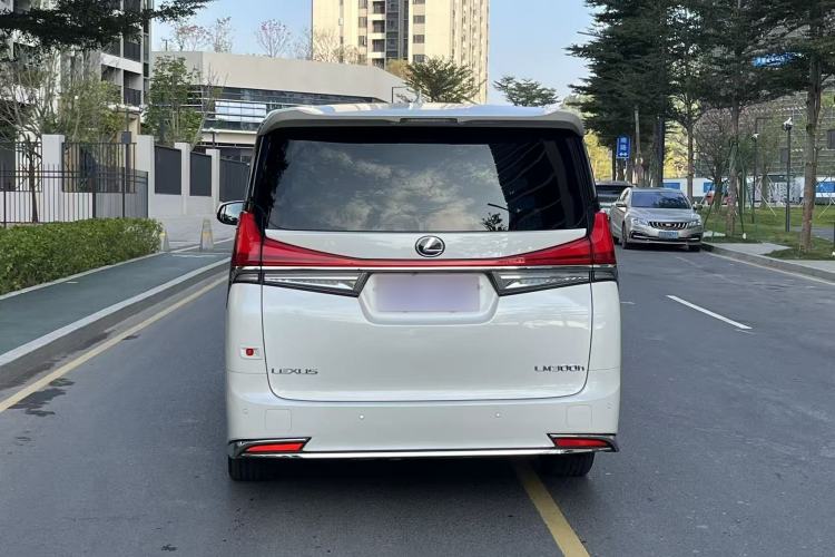 Used Lexus LM 2020 300h Seven-Seat Elegant Edition