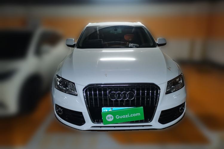 Used Audi Q5 2017 40 TFSI Comfort Model
